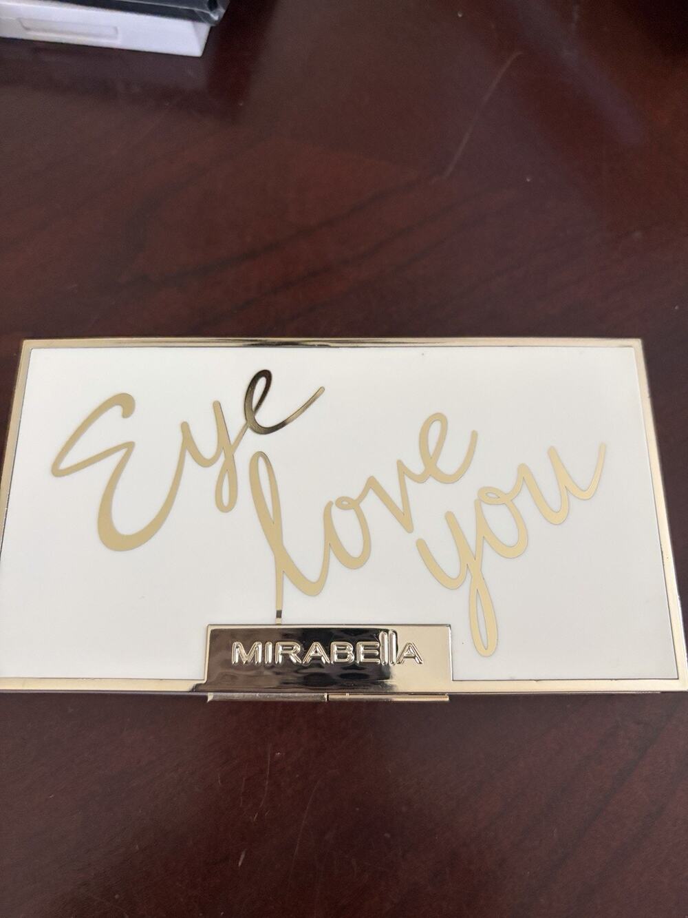 Mirabella Rendezvous Smokey Eyeshadow Palette Plus Highlighter